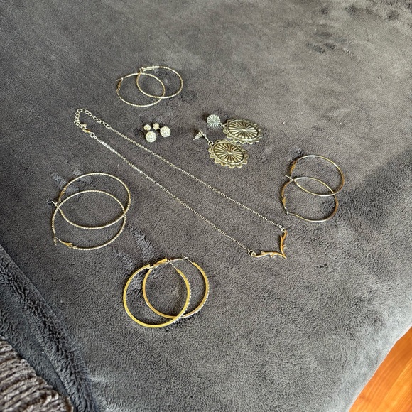 Silver Jewelry Lot, Hoop Earrings, Antler Necklace! - Picture 3 of 10